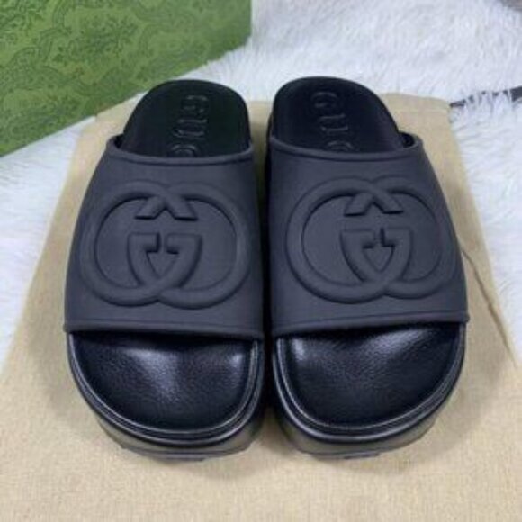 Gucci Women's Black Slide Sandals - Picture 3 of 5